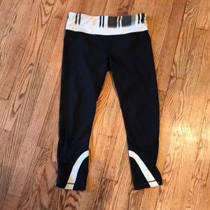 Lululemon Capri wunder under size 6